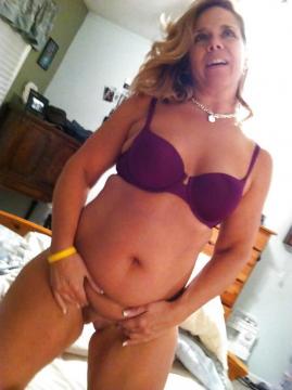 CurbyAnnemarie aus Zuid-Holland,Niederlande