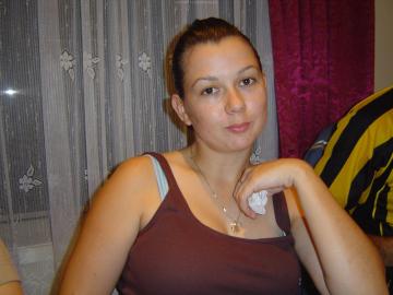 Justiine45 aus Gelderland,Niederlande